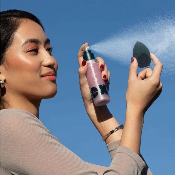 EXA all in complexion triple edge makeup sponge - Picture 7 of 8